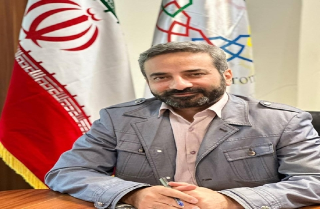 به گزارش وقایع نیوز به نقل از روابط عمومی سازمان توسعه تجارت ایران، سید علی امامی با اشاره به پیامدهای اقتصادی جنگ تحمیلی 12 روزه، اظهار داشت: در این مدت توانسیتم ارزیابی درستی از توان زیرساختهای اقتصادی خود داشته باشیم؛ خوشبختانه در حوزه واردات و صادرات کالا اتفاق خاصی رخ نداد و روند تجارت بهصورت متعارف از پایانههای مرزی، مسیر بنادر در حال انجام بود؛ همچنین در این مدت توقف کامیونها به حداقل رسید و بار و محمولهها در مدت زمان کوتاه به بنادر میآمدند و تخلیه میشدند.