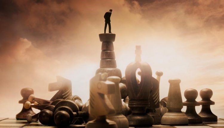 هدف از مدیریت استراتژیک منابع انسانی در شرکت‌ها، کمک به کارکنان در جهت رفع نیازها و همچنین پیش‌برد اهداف شرکت با قلم امیر حسین تقی زاد فرهمند و رضا حدادی بیدکی در ادامه می خوانید.