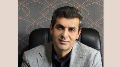 به گزاشاقتصادمحور: این شیوه حمل‌و‌نقل، به عنوان اصلی‌ترین روش جابجایی کالا و مسافر در داخل کشور، نقش حیاتی در تأمین نیازهای اساسی جامعه، توزیع عادلانه ثروت و رونق کسب‌وکارهای کوچک و متوسط دارد. توسعه و بهسازی زیرساخت‌های جاده‌ای، نوسازی ناوگان حمل و نقل و ارتقای ایمنی جاده‌ها، از جمله اولویت‌های اساسی برای دستیابی به توسعه پایدار و افزایش رفاه اجتماعی است.