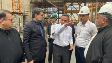 به گزارشاقتصادمحور به نقل از روابط عمومي شركت مهندسي و ساخت تأسيسات دريايي ايران، روز یکشنبه ۷ دی‌ماه ۱۴۰۴، دكتر فرشاد مقيمي معاون وزیر صنعت، معدن و تجارت و رئیس هیأت عامل سازمان گسترش و نوسازی صنایع ایران (ایدرو) به شهرستان عسلویه سفر کرد تا از پروژه فاز ۱۴ پارس جنوبی بازدید نمايد. این بازدید با حضور مدیران و اعضای هیأت عامل ایدرو و نمایندگان کنسرسیوم فاز ۱۴ انجام شد.