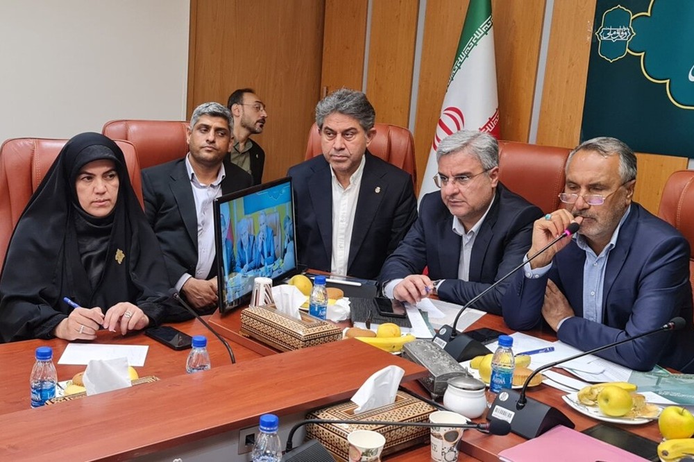 به گزارش اقتصادمحور، نشست کمیسیون عمران مجلس شورای اسلامی با معاونان وزارت راه و شهرسازی عصر روز سه‌شنبه ۲۲ اردیبهشت 1405 با محوریت بررسی موضوعات مرتبط با جنگ رمضان در حوزه‌های مختلف از جمله مسکن، حمل‌ونقل و ترخیص کالا برگزار شد و علاوه بر ارائه گزارش جامعی از وضعیت حمل‌ونقل کالا، بر کاهش هزینه‌های حمل بار، توسعه گمرک‌ها و تشکیل شورای مسکن تأکید شد.
