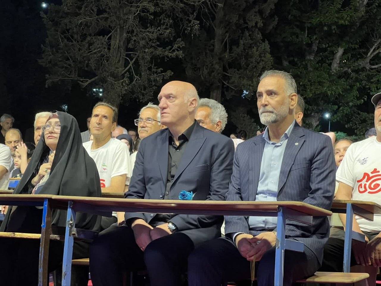 به گزارش وقایع‌نیوز: دکتر فاطمه بهرام آبادان رئیس هیئت مدیره نهاد چترا درباره هدف از برگزاری این پرفورمنس اظهار داشت: در  این برنامه تلاش داشته‌ایم  صدای رسای کودکان میناب را به گوش دنیا برسانیم و  با همراهی و همدلی مردم صدای مردمی این کودکان شهید باشیم.