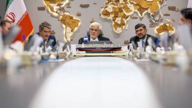 به گزارش اقتصادمحور، معاون اول رئیس‌جمهور در ادامه بازدید‌های میدانی از دستگاه‌های اجرایی، با حضور در شرکت ملی صنایع پتروشیمی، گروه کشتیرانی جمهوری اسلامی ایران و سازمان غذا و دارو، ضمن بررسی روند بازسازی و مدیریت شرایط پس از جنگ رمضان، بر بهسازی صنایع آسیب‌دیده، تقویت زیرساخت‌های راهبردی و رفع موانع حوزه سلامت تأکید کرد.