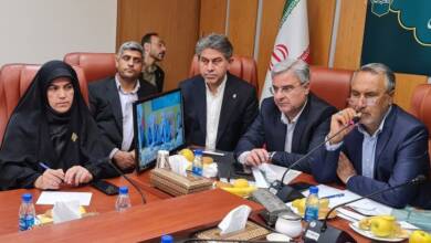 به گزارش اقتصادمحور، نشست کمیسیون عمران مجلس شورای اسلامی با معاونان وزارت راه و شهرسازی عصر روز سهشنبه ۲۲ اردیبهشت 1405 با محوریت بررسی موضوعات مرتبط با جنگ رمضان در حوزههای مختلف از جمله مسکن، حملونقل و ترخیص کالا برگزار شد و علاوه بر ارائه گزارش جامعی از وضعیت حملونقل کالا، بر کاهش هزینههای حمل بار، توسعه گمرکها و تشکیل شورای مسکن تأکید شد.