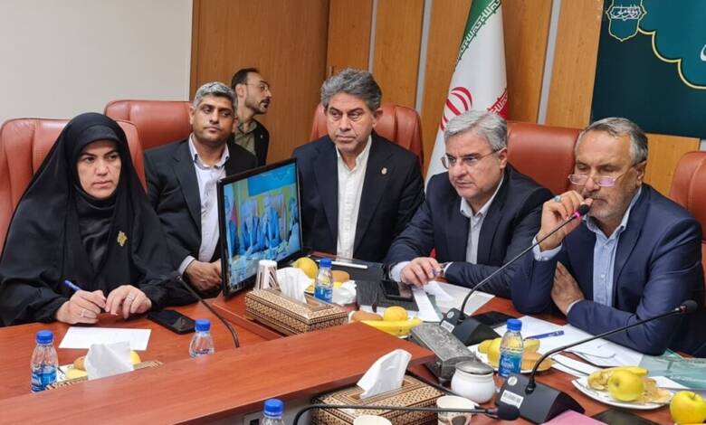 به گزارش اقتصادمحور، نشست کمیسیون عمران مجلس شورای اسلامی با معاونان وزارت راه و شهرسازی عصر روز سه‌شنبه ۲۲ اردیبهشت 1405 با محوریت بررسی موضوعات مرتبط با جنگ رمضان در حوزه‌های مختلف از جمله مسکن، حمل‌ونقل و ترخیص کالا برگزار شد و علاوه بر ارائه گزارش جامعی از وضعیت حمل‌ونقل کالا، بر کاهش هزینه‌های حمل بار، توسعه گمرک‌ها و تشکیل شورای مسکن تأکید شد.