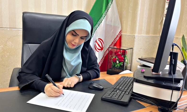 به گزارش اقتصادمحور: صنعت گردشگری، به‌عنوان یکی از پیشران‌های اصلی توسعه اقتصادی، فرهنگی و اجتماعی، نقشی کلیدی در معرفی هویت و ظرفیت‌های یک ملت به جهان ایفا می‌کند. در این میان، روابط‌عمومی نه تنها ابزاری برای انتشار اخبار و رویدادها، بلکه سازوکاری پویا در جهت توسعه گردشگری پایدار و شکل‌دهی به تصویر ملی (National Branding) است.