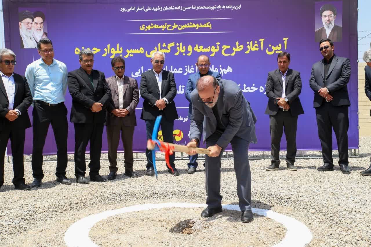به گزارش وقایع نیوز به نقل از کرنا، محسن تویسرکانی در این آیین، ضمن گرامی‌داشت یاد و خاطره شهدای انقلاب اسلامی، به‌ویژه شهدای مقاومت و شهیدان حسن‌زاده شادمانی و امامی‌پور، اظهار کرد: نام‌گذاری پروژه‌های شهری به نام شهدا، موجب برکت و انگیزه مضاعف در مسیر خدمت‌رسانی به شهروندان شده است.
