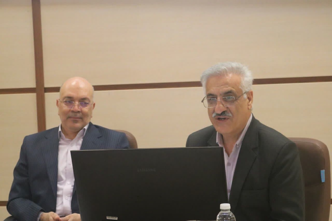 به گزارش اقتصادمحور به نقل از وزارت جهاد کشاورزی، یکصد و دوازدهمین نشست شورای هماهنگی معاونین وزارتخانه‌های نیرو و جهاد کشاورزی با حضور معاونان و مدیران دو وزارت، مدیران آب منطقه‌ای استان البرز و مدیران ستادی حوزه آب و خاک، تعاون روستایی و مجموعه‌های مرتبط، در سالن جلسات معاونت آب و خاک در کرج برگزار شد.